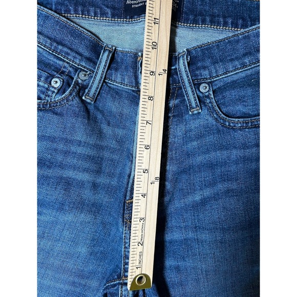 Abercrombie & Fitch Straight Stretch Jeans Size 30x34(Now33) - Picture 5 of 9